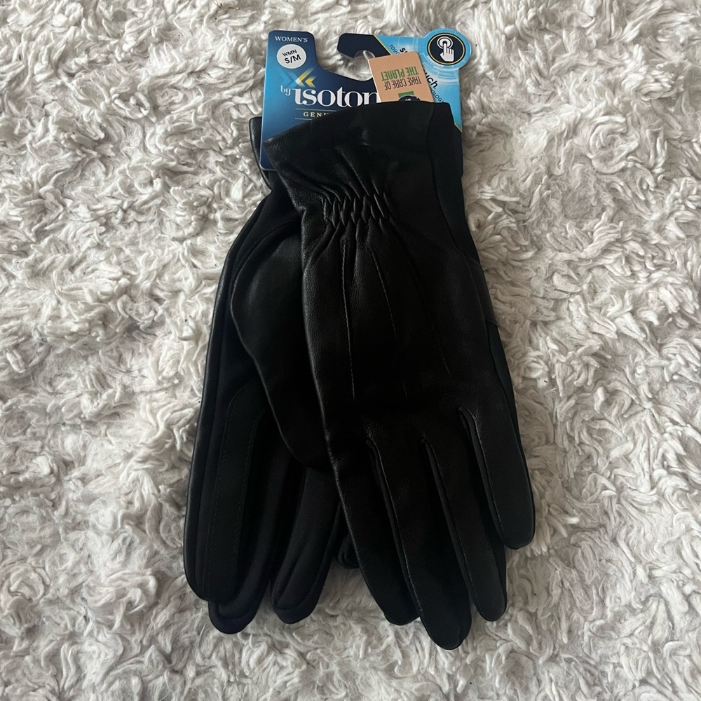 Isotoner women's Sleekheat Stretch Leather Touchscreen Gloves - Picture 3 of 4